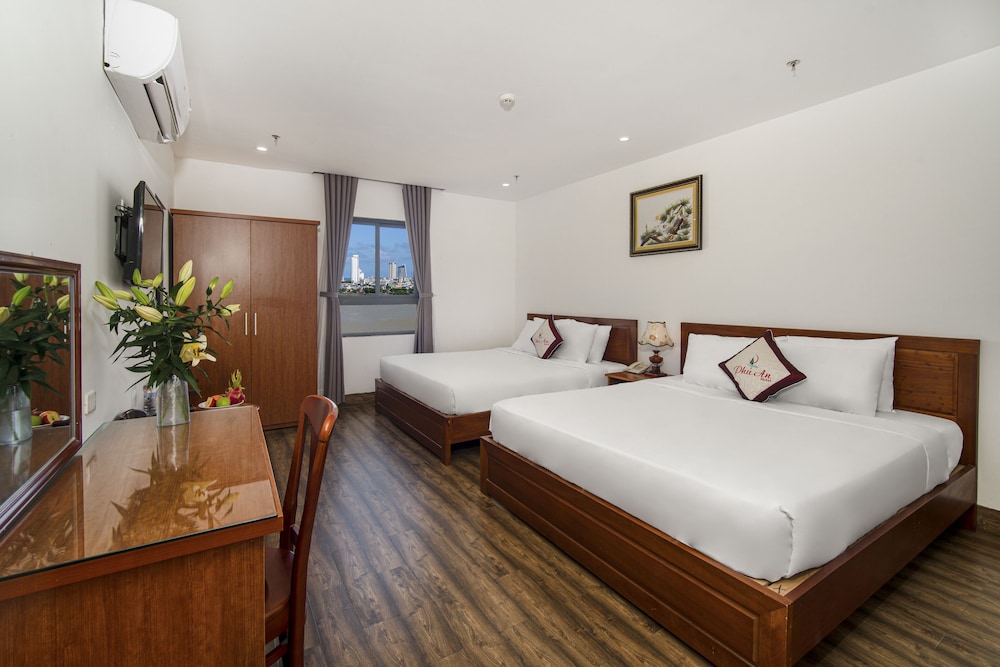 Panoramic Triple Room, City View photo 2
