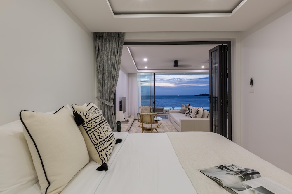 2 Bedroom Sea View Pool Suite & Cinema - Photo 13