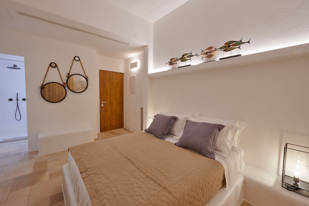 Luxury Double Room, 1 King Bed photo 2