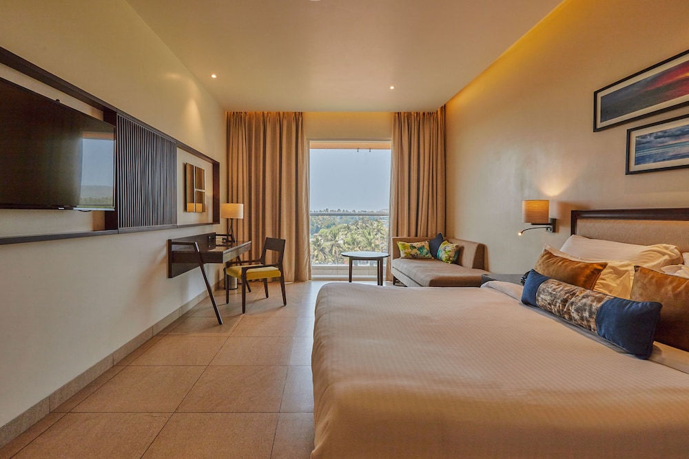 Premier Double or Twin Room - Photo 11