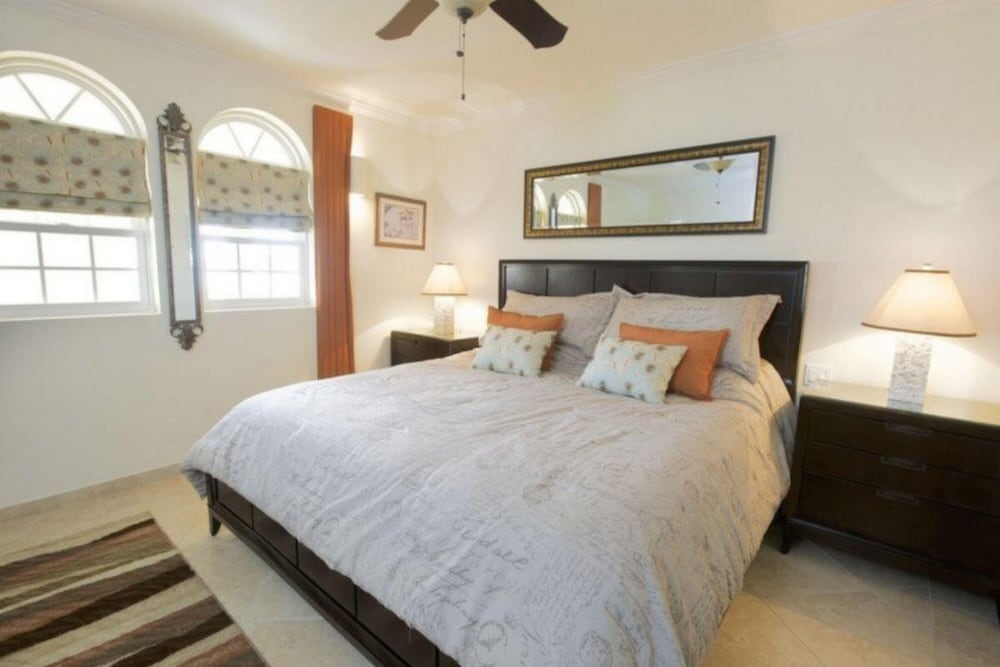 Condo, 3 Bedrooms