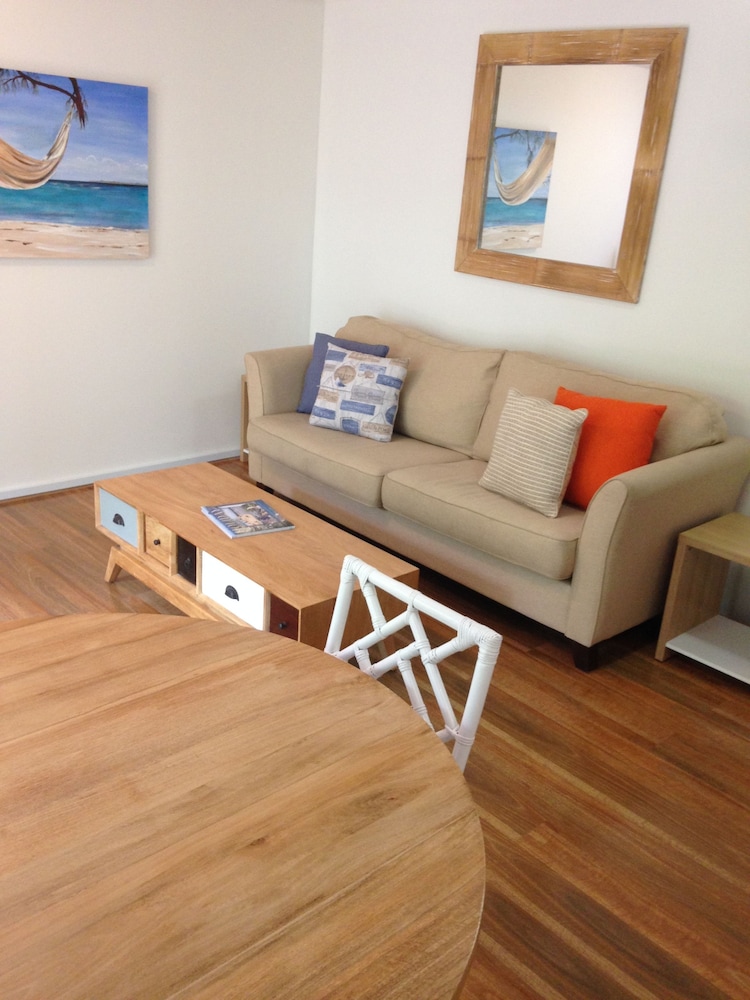 Deluxe Twin Apartment - Downstairs