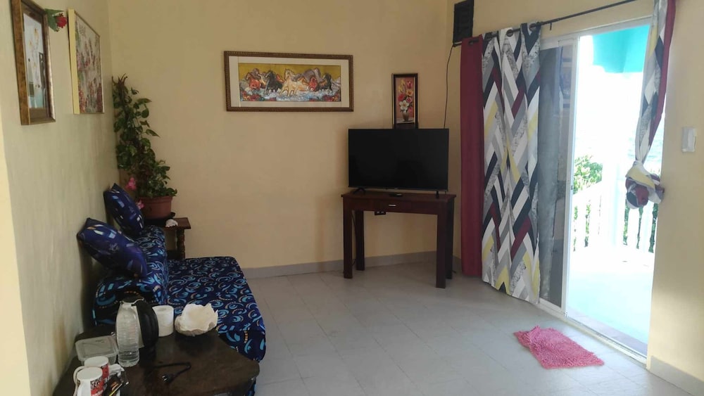 Deluxe Room, Beach View photo 2