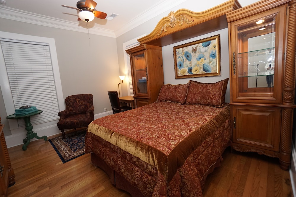 Room, 1 Queen Bed (Room 6, Washington House) photo 2