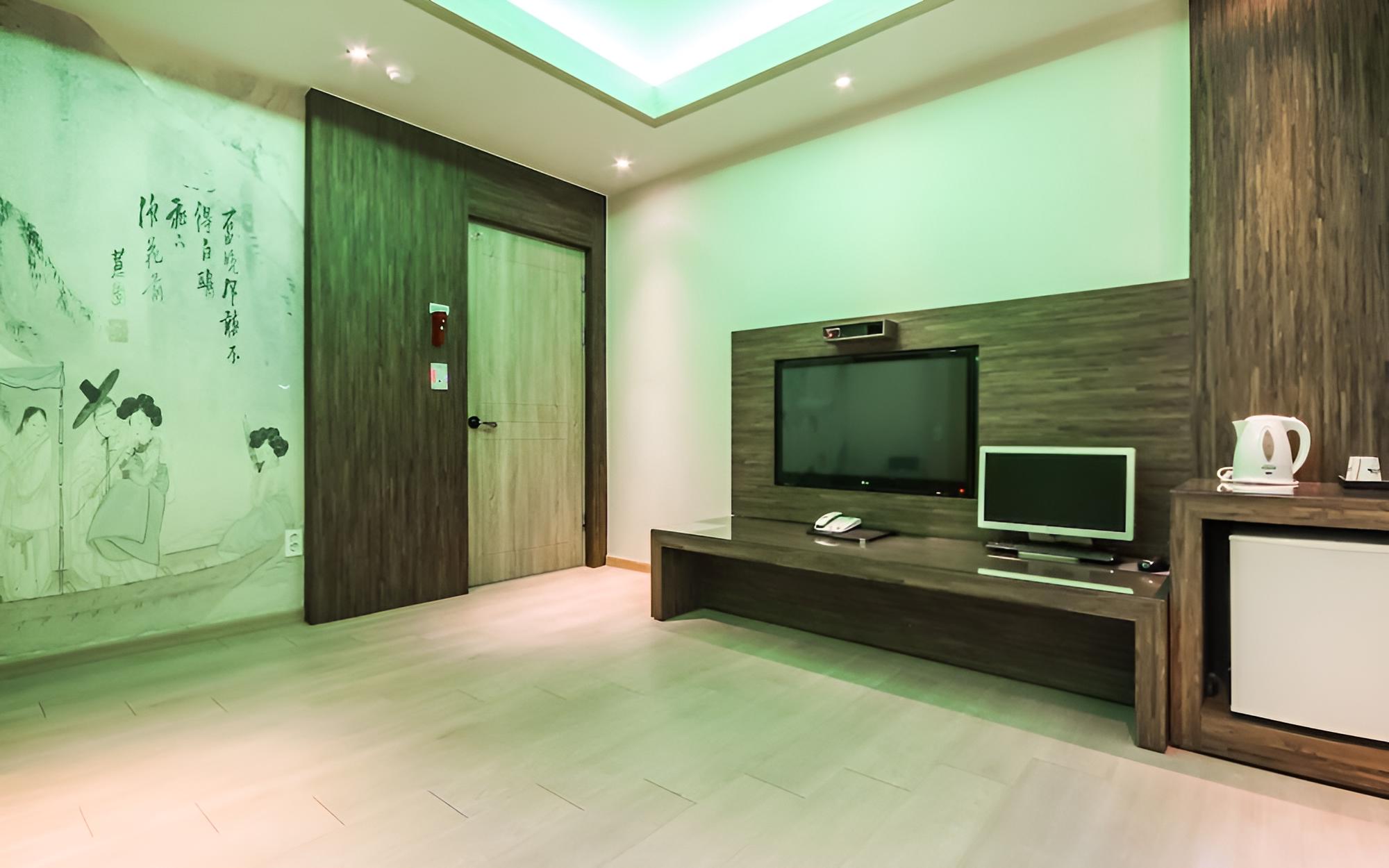 Room (Korean-style Ondol Room) photo 3