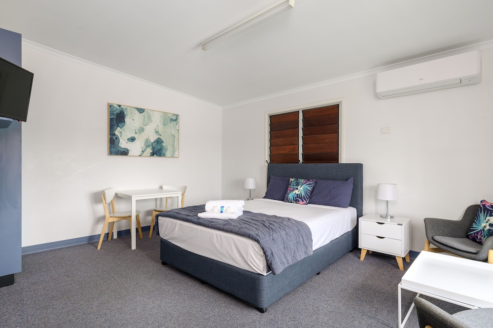 Standard Cabin, 1 Queen Bed photo 2