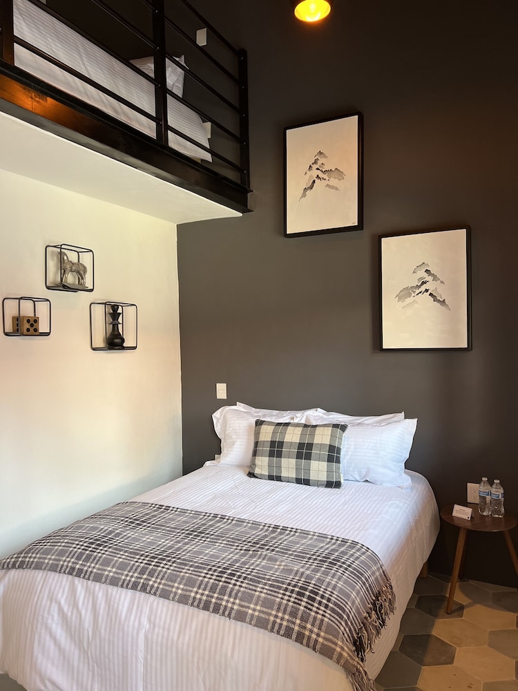 Basic Double Room photo 3