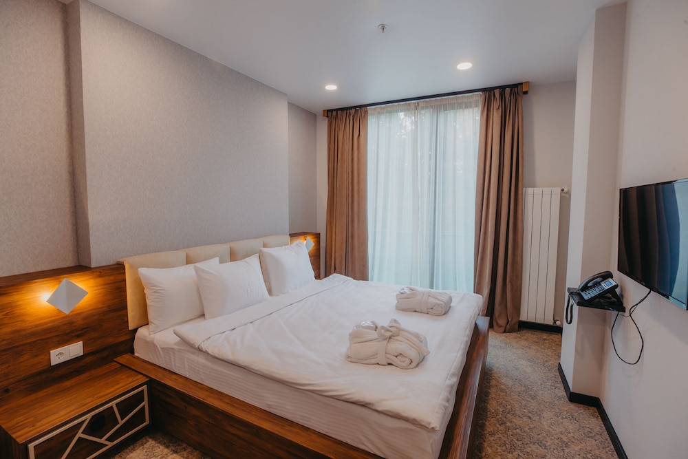 Standard Double Room - Photo 2