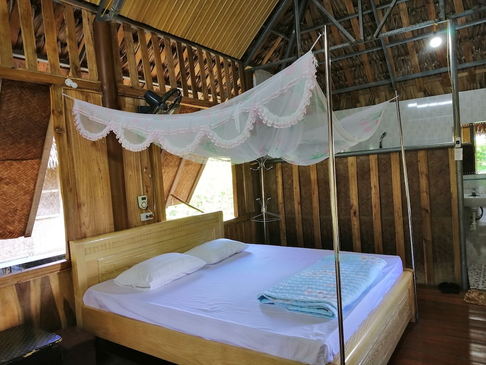 Superior Bungalow photo 3