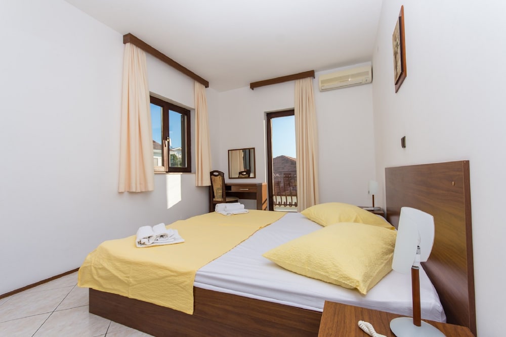 Double Room, Balcony