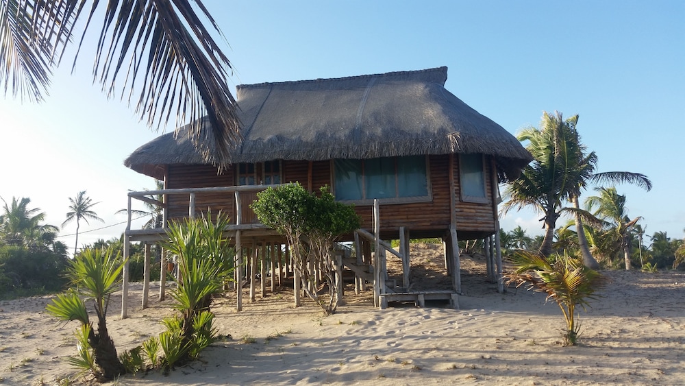Panoramic Cabin, 1 Queen Bed, Ocean View, Beachfront photo 2