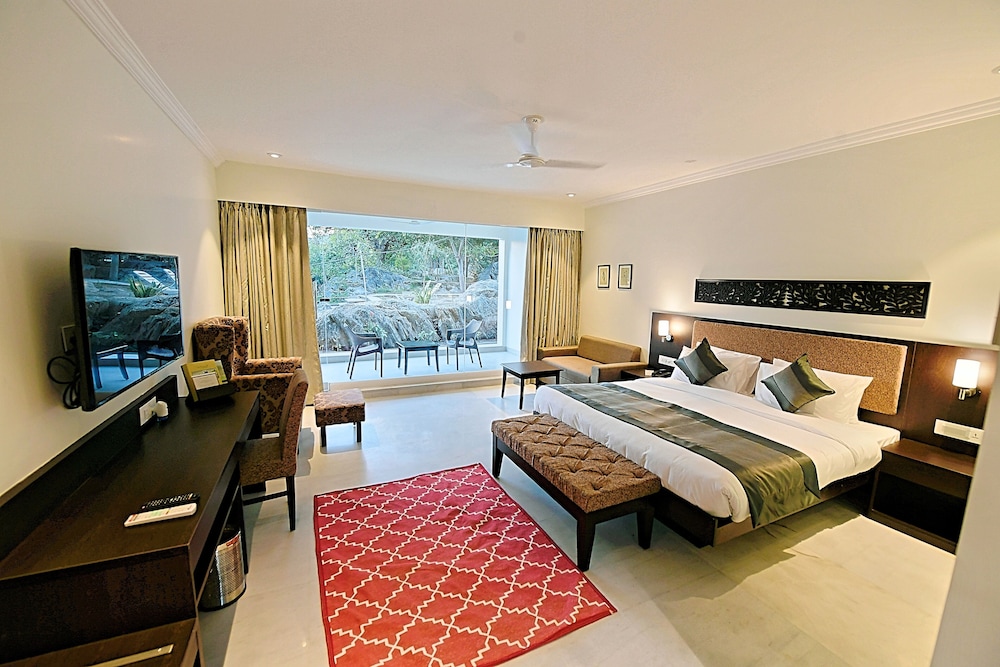 Premium Room by the Pool photo 2