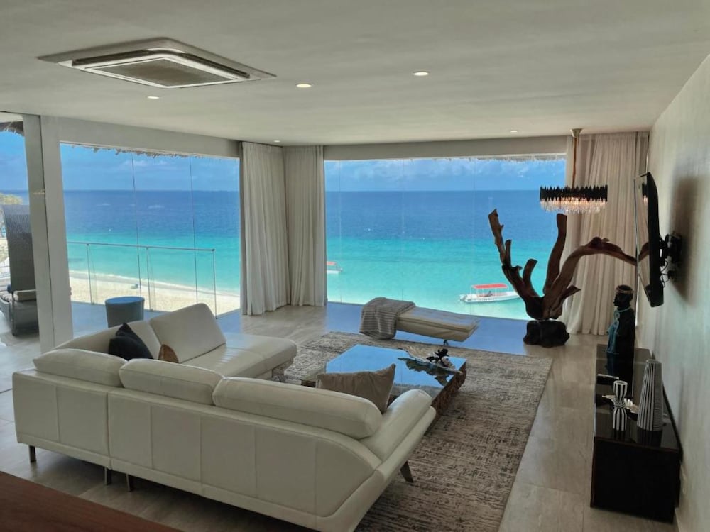 Royal Penthouse photo 3