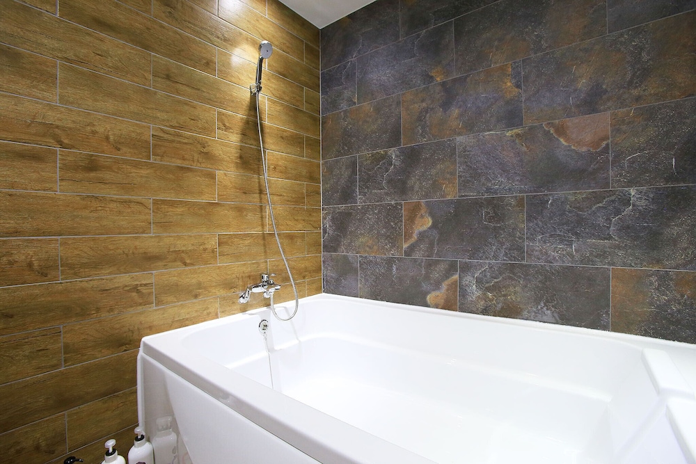 Premium Studio Suite photo 3