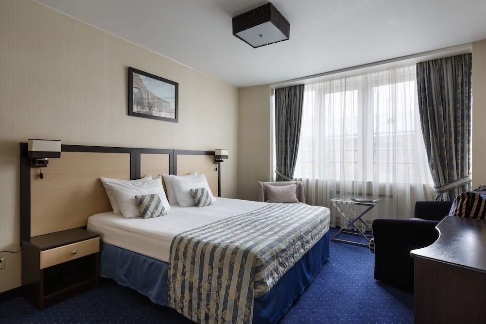 Superior Double or Twin Room photo 1