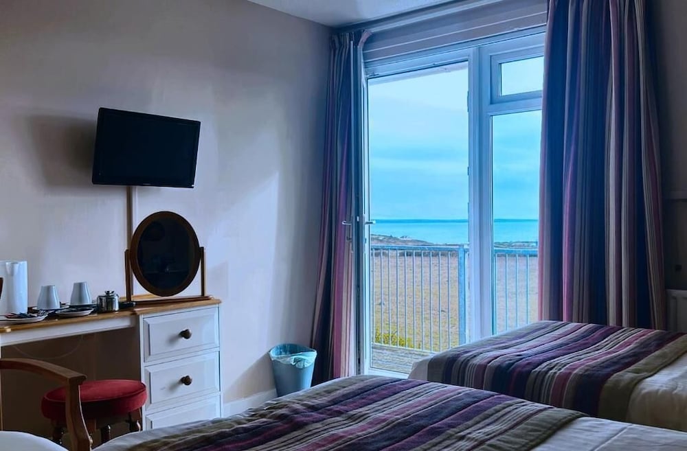 Twin Room, Sea View photo 2