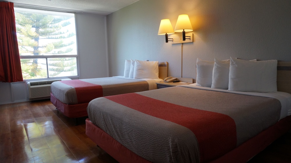Premium Suite, Multiple Beds, Non Smoking photo 1