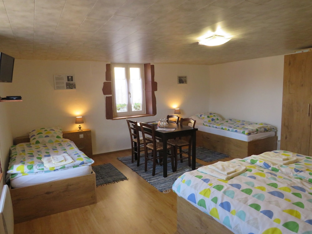 Standard Quadruple Room, Ensuite (Doubs) - Photo 1