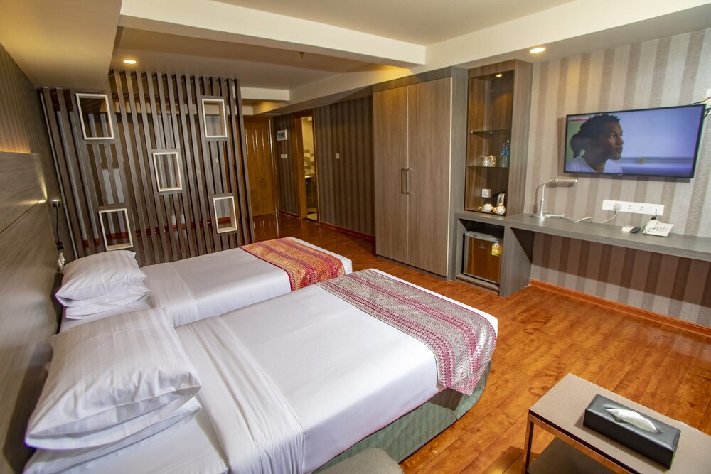 Premier Deluxe Room - Photo 2