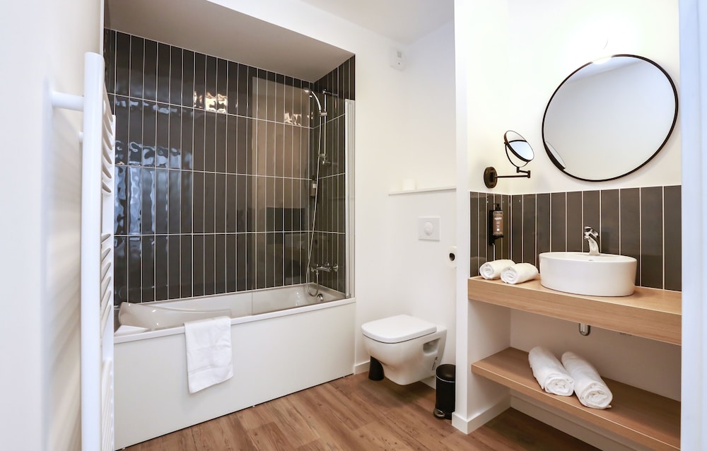 Apartment - Photo 4