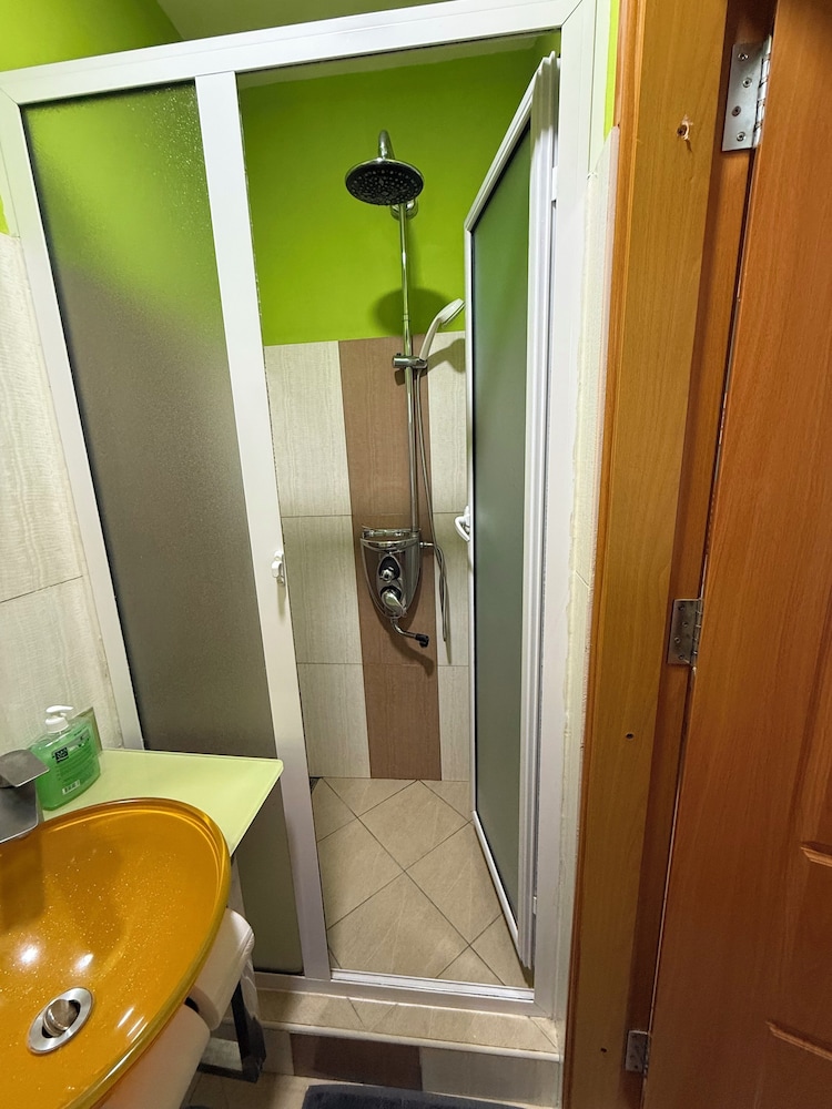 Standard Room - Photo 5