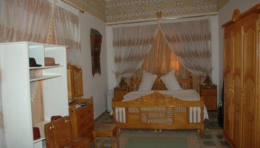 Deluxe Room, 1 King Bed (Lala Sara) photo 1