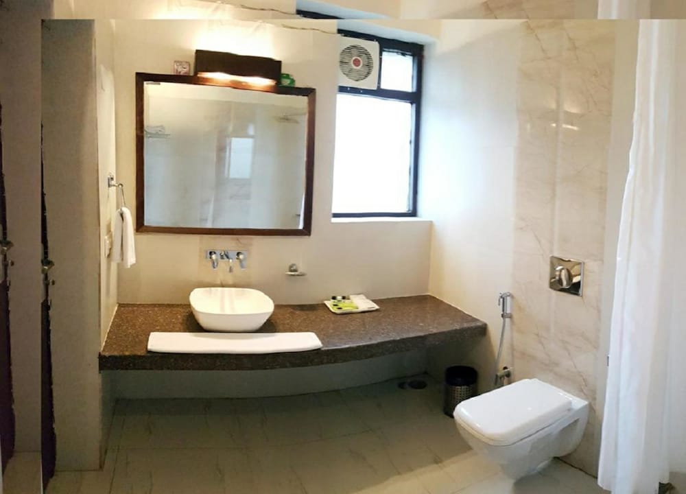 Roar Premium Room photo 3