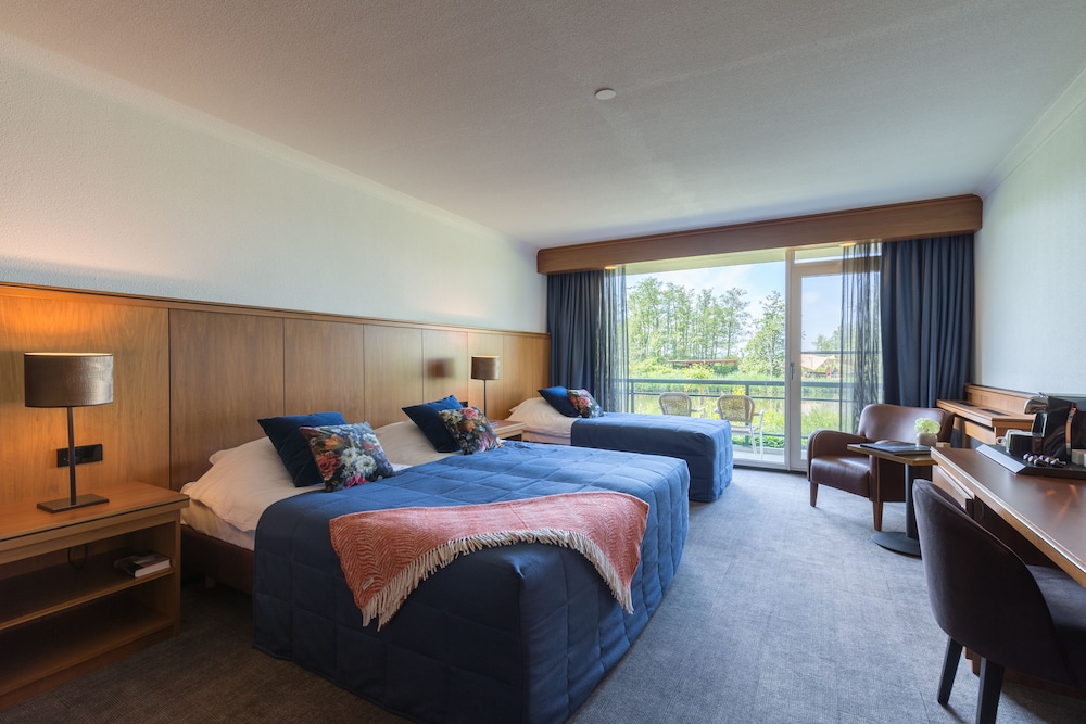 Luxury Triple Room, Balcony
