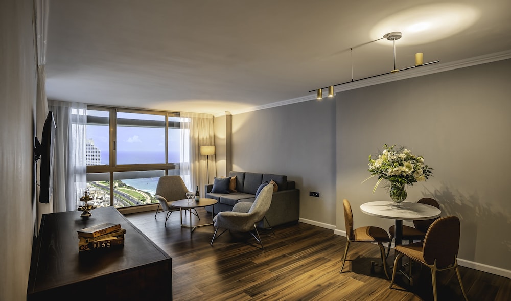 Premier Suite, Balcony, Sea View photo 1