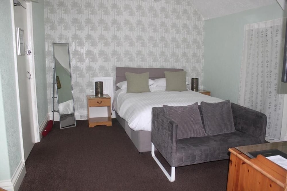 Traditional Double Room, 1 King Bed, Lake View photo 1