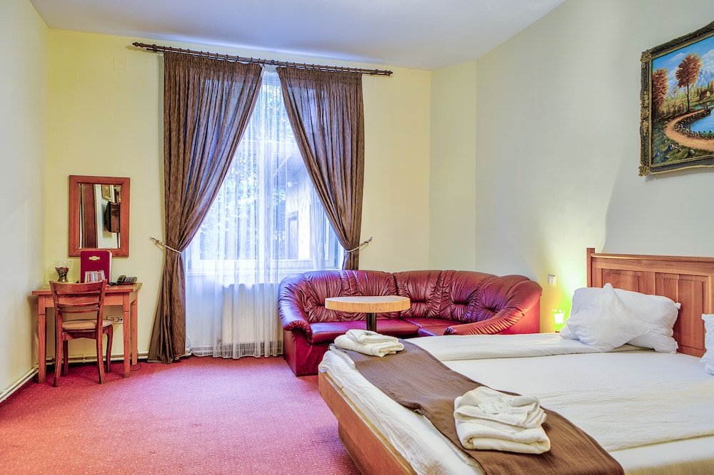Standard Room - Photo 8