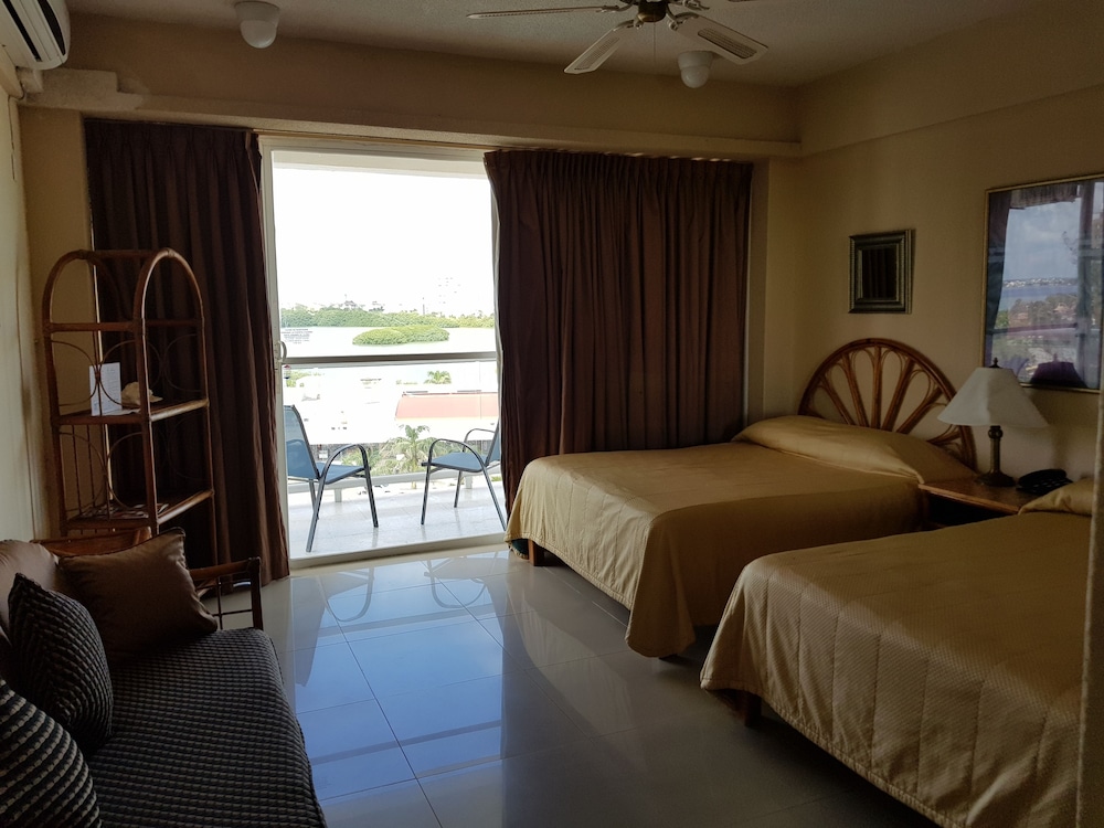 Family Suite, Balcony photo 1