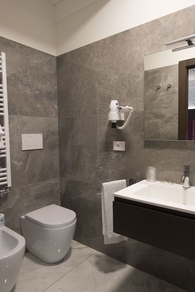 Superior Quadruple Room photo 2