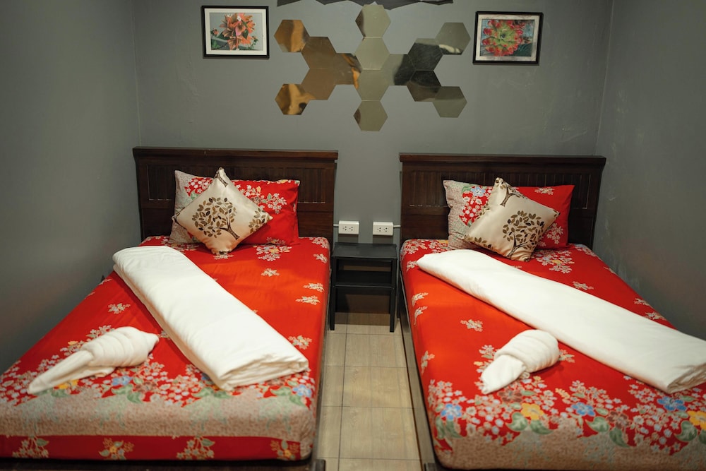 Standard Twin Room photo 3