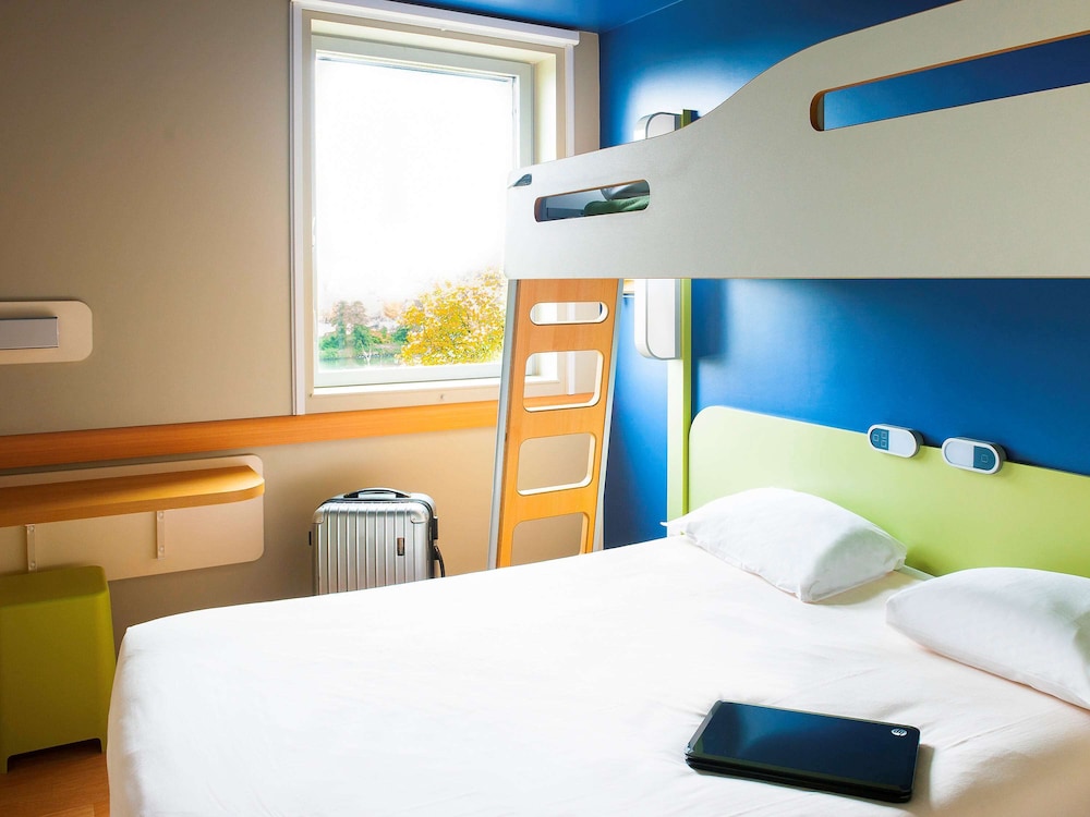 Triple Room, 3 Twin Beds - Photo 1