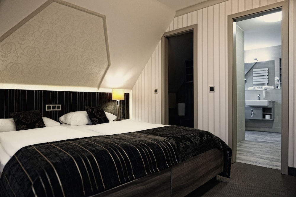 Deluxe Suite, Sauna, Garden View