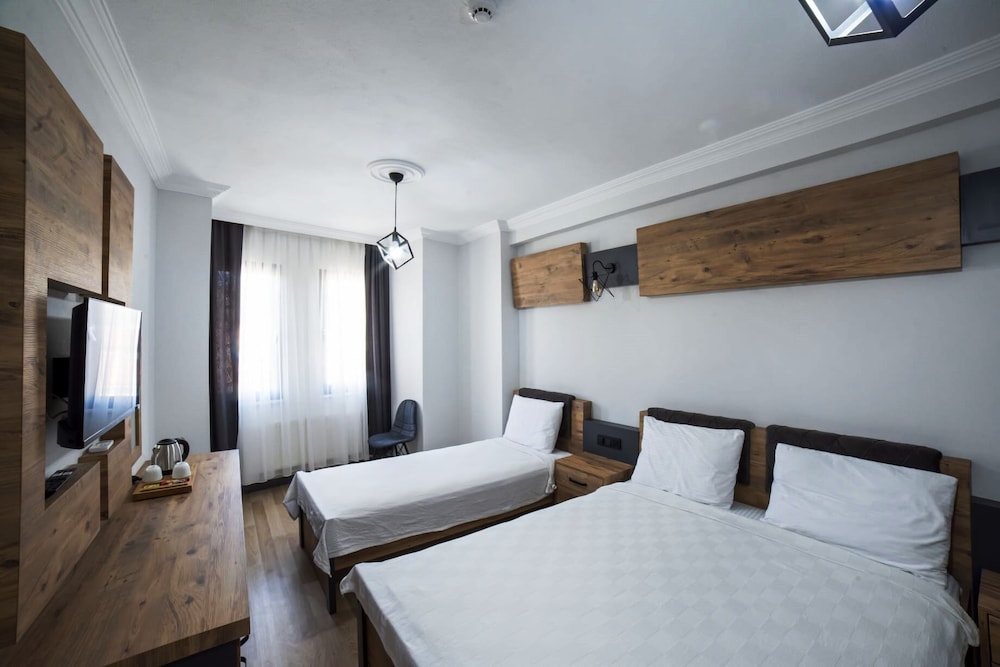 Family Triple Room photo 2