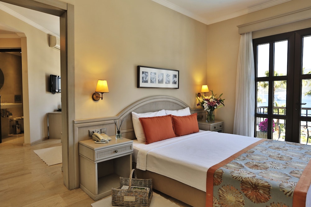 Family Quadruple Room, 2 Bedrooms, Sea View photo 1