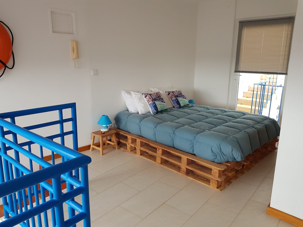 Apartment, 2 Bedrooms, Terrace photo 1