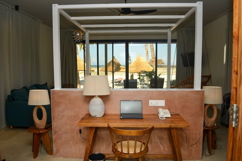 Honeymoon Suite, Private Pool (Adults Only) photo 3