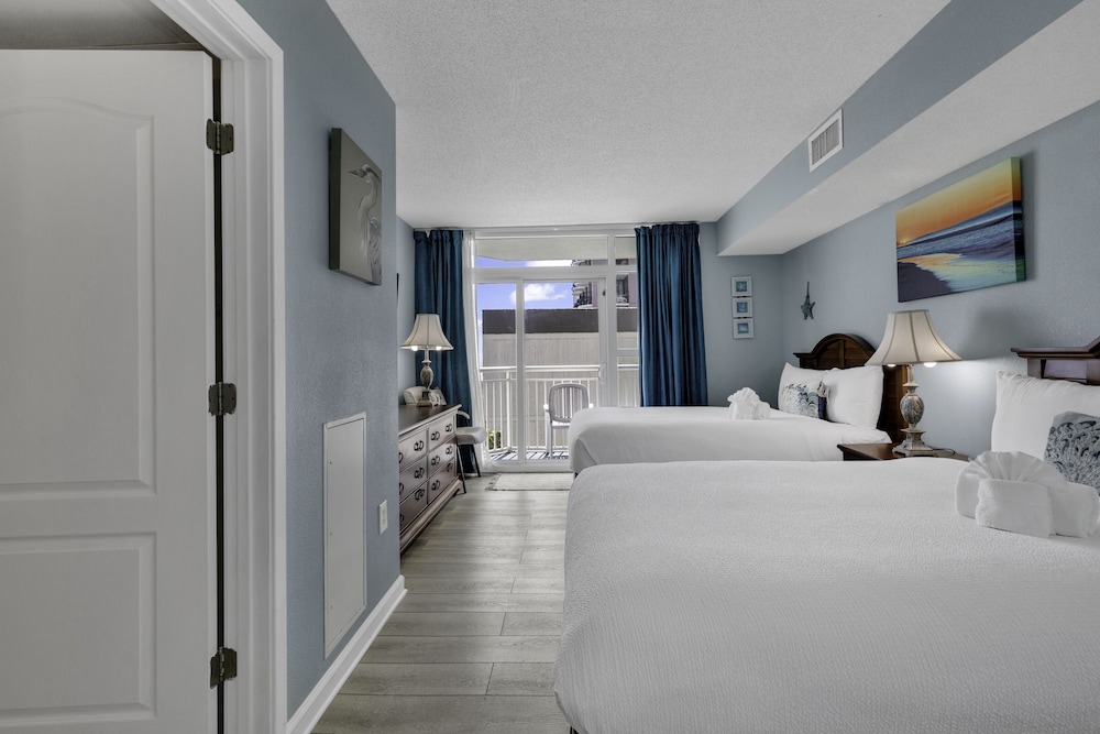 Exclusive Condo, 2 Bedrooms, Non Smoking, Beach View photo 2