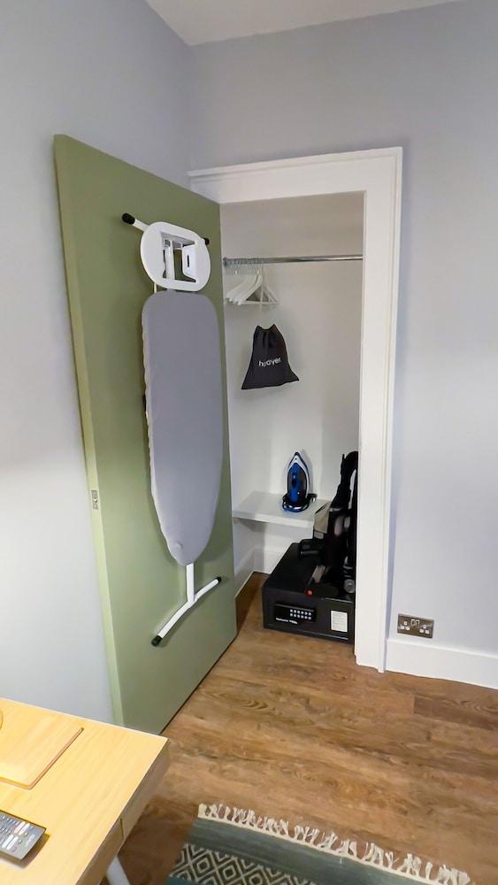 Apartment photo 3