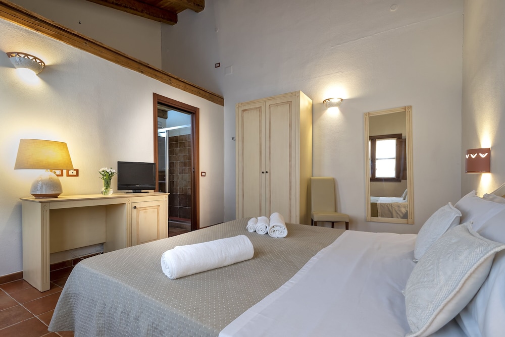 Classic Double Room - Photo 5