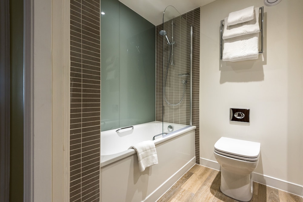 Standard Room, 1 Double Bed with Sofa bed - Photo 5