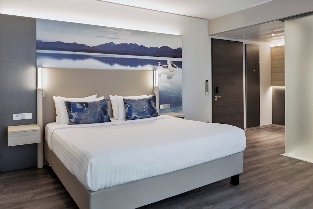 Superior Room, 1 King Bed