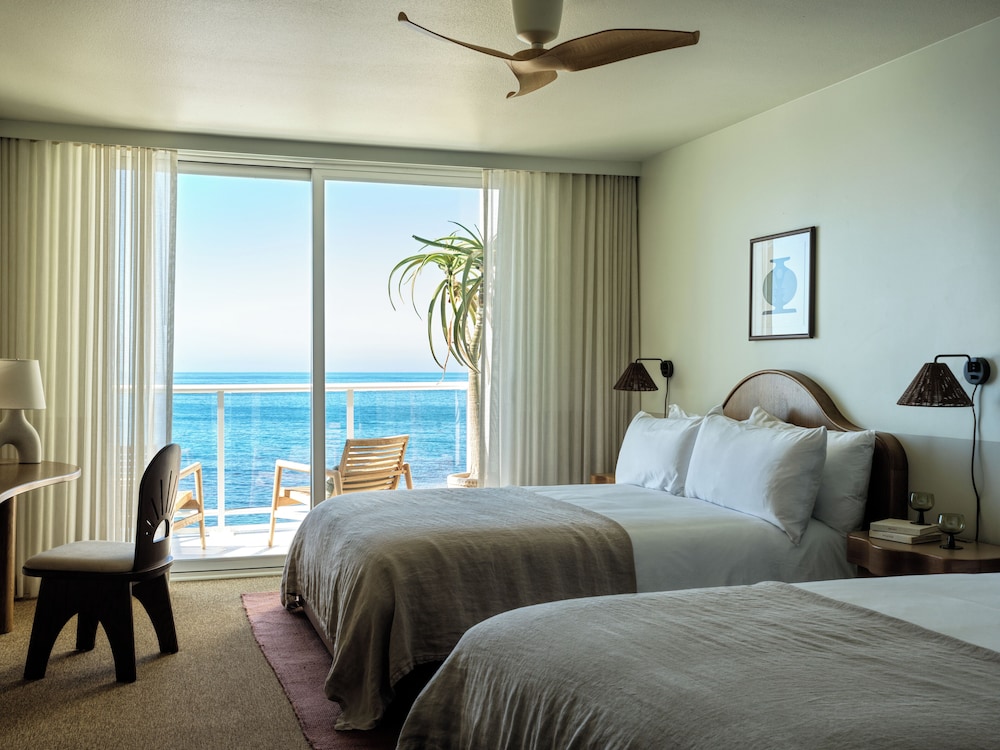 Room, 2 Queen Beds, Balcony, Ocean View - Photo 1
