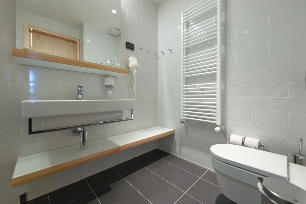 Premium Apartment, 1 Bedroom - Photo 9