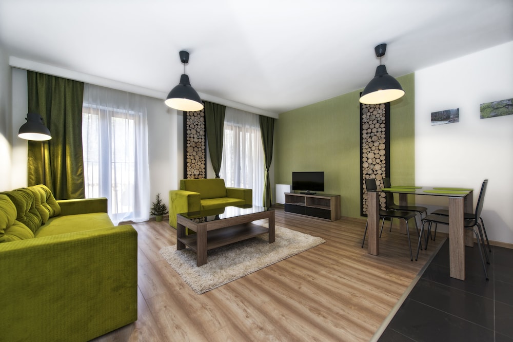 Apartment (223)