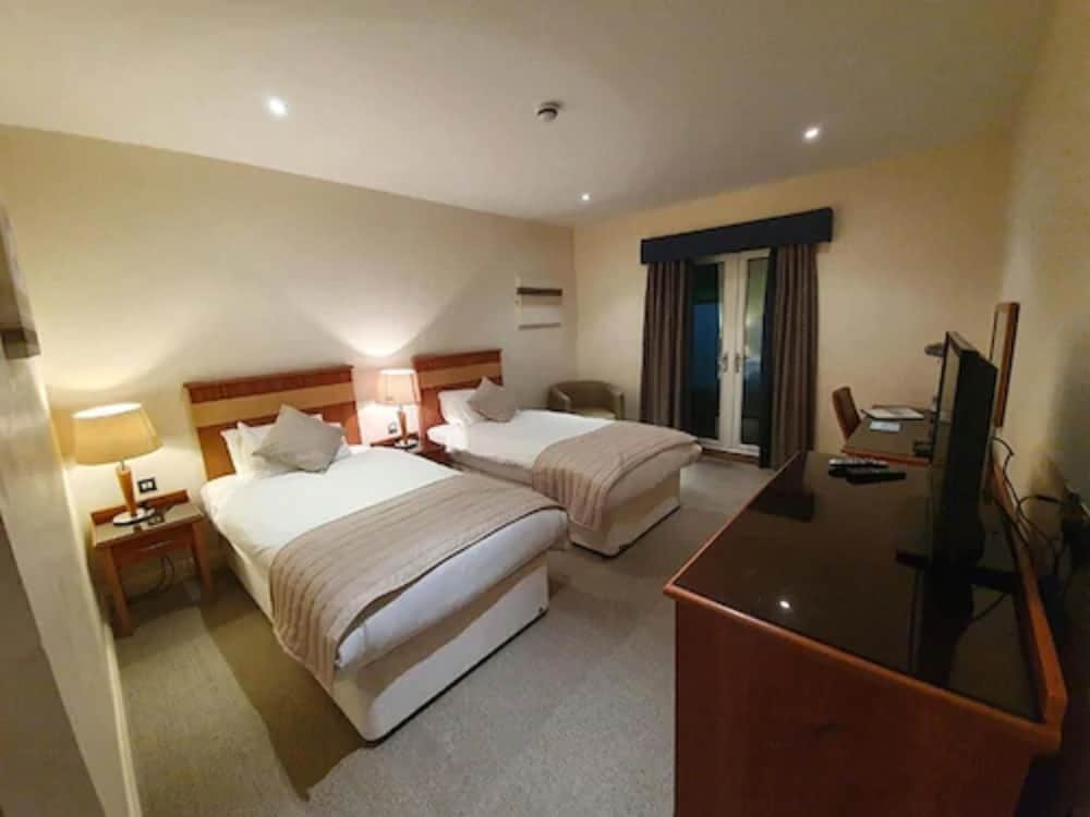 Standard Twin Room photo 3