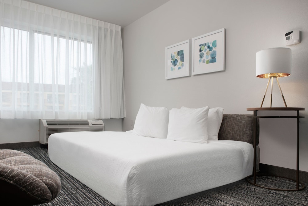 Suite, 2 Bedrooms photo 3
